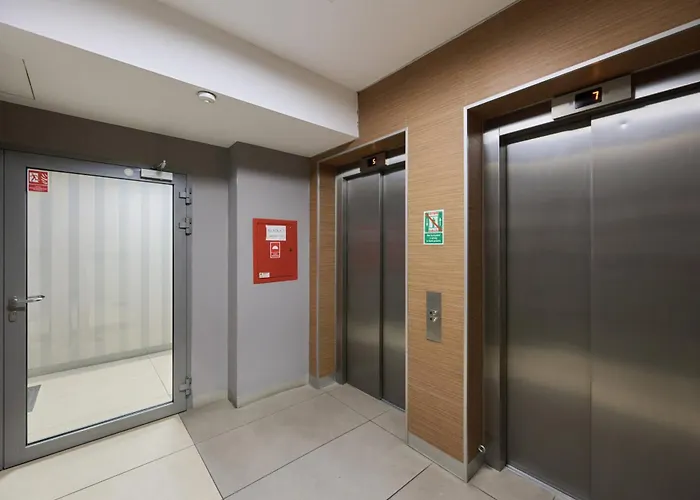 Odra Tower Center Of By Renters Prestige *