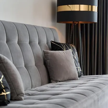 Odra Tower Center Of By Renters Prestige Daire *