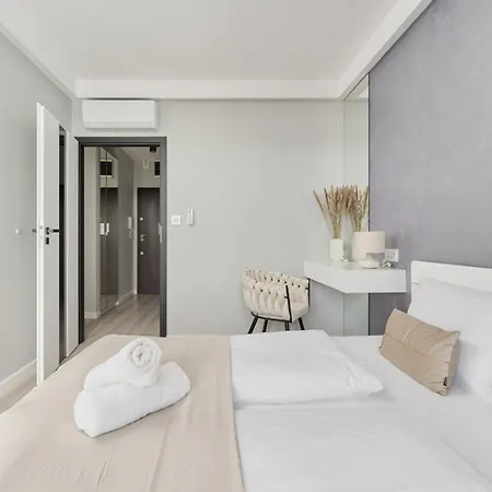 Odra Tower Center Of By Renters Prestige Daire Wroclaw