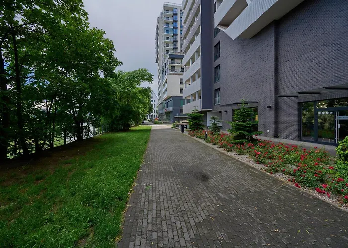 Odra Tower Center Of By Renters Prestige Breslavia